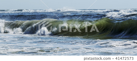 Rough waves in the atlantic ocean Rough waves in the atlantic ocean 41472573