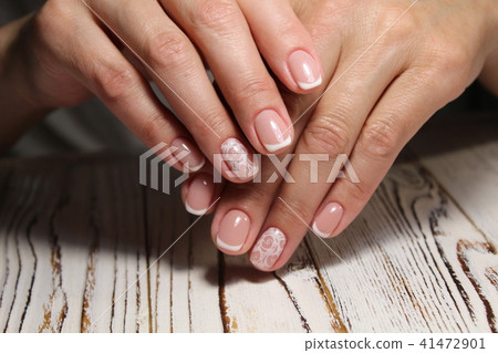 glamorous beautiful manicure 41472901
