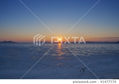 京畿道，韓國，安山市，Sihwa湖，日出 41477578