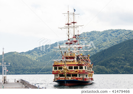 Hakone pirate ship of Lake Ashinoko peach source base 41479466