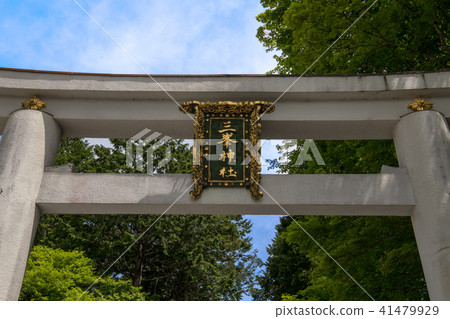 秩父市Mikumi Shrine Mitsu Torii Torii 41479929