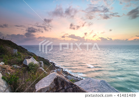 Sunrise in Dai Lanh lighthouse 41481489