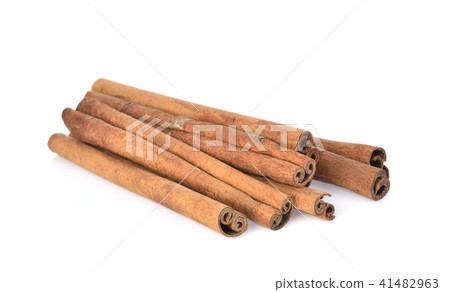 cinnamon stick spice isolated on white background 41482963