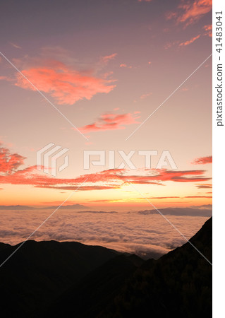 Dawn on the mountain Dawn on the mountain 41483041