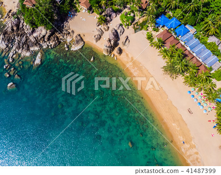Aerial view of beautiful tropical beach and sea with palm and other tree in koh samui island Aerial view of beautiful tropical beach and sea with palm and other tree in koh samui island 41487399