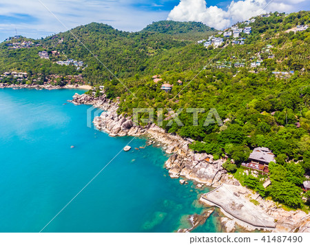 Aerial view of beautiful tropical beach and sea with palm and other tree in koh samui island 41487490