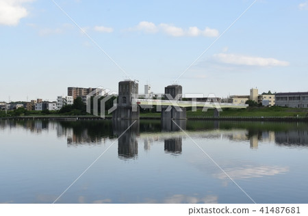 多摩川 41487681