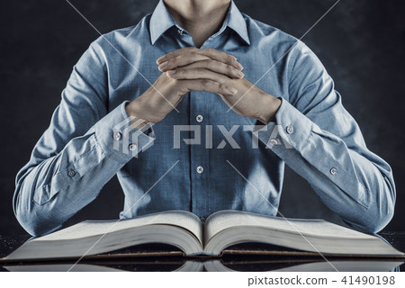 書籍和男人 書籍和男人 41490198