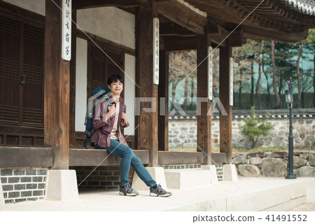 Young man, College student, Korean man, Travel, Seoul, Namsangol Hanok Village 41491552