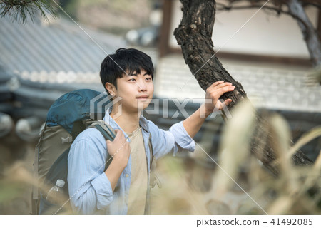 Young man, Korean man, Travel, Seoul, Namsangol Hanok Village Young man, Korean man, Travel, Seoul, Namsangol Hanok Village 41492085
