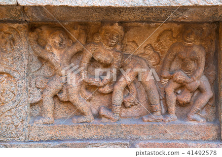 Panel showing scene of dance Airavatesvara Temple 41492578