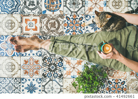 Woman, coffe and cat Woman, coffe and cat 41492661