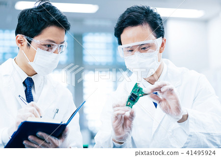 白大褂的男性研究 41495924