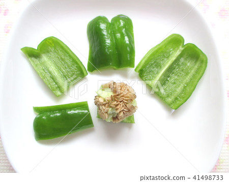 Leave seeds of green peppers clean How to prepare dishes 41498733