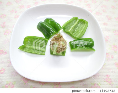 Leave seeds of green peppers clean How to prepare dishes 41498738