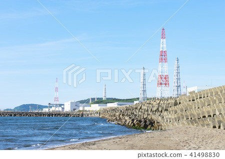 Kashiwazaki-Kariwa核電站,渴望從Arahama海岸 Kashiwazaki-Kariwa核電站,渴望從Arahama海岸 41498830
