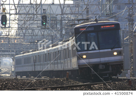 [H] Tokyo Metro Hibiya Line Series 03 (5-door car) 41500874