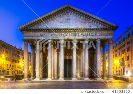 View of Pantheon and Rotonda square. Rome, Italy 41503190