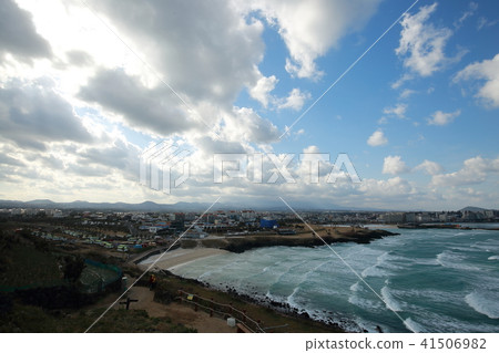 Hamdeok Beach 41506982