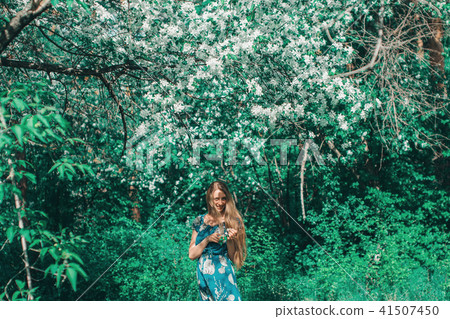 A women with baby on a balck background 41507450