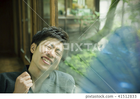 粉絲在邊緣的新人 41512833