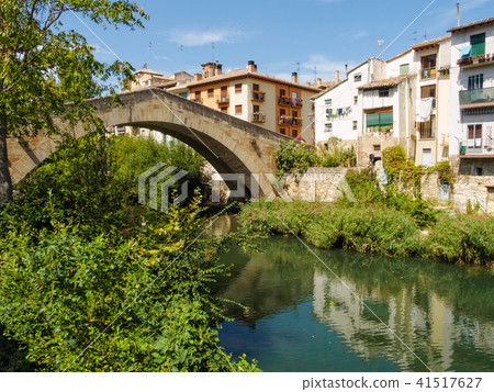 Puente de la Carcel - Estella 41517627
