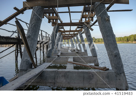 Wooden bridge 41519483
