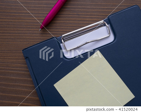 商業形象·活頁夾·粘滯便箋·女性 41520024