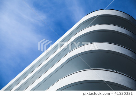 Round white concrete facade Round white concrete facade 41520381