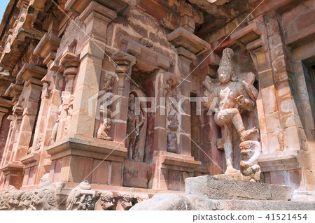 Dwarapala & deities in niches, Brihadisvara Temple Dwarapala & deities in niches, Brihadisvara Temple 41521454