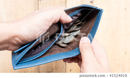 Wallet not much money and coin hold in his hand 41524019