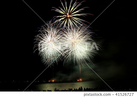 Zushi fireworks display in 2018 41526727
