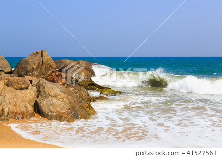 Soft wave of ocean on the sandy beach Soft wave of ocean on the sandy beach 41527561