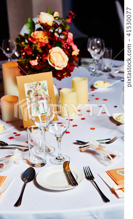 Table set for wedding 41530077