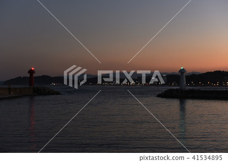 Lighthouse Lighthouse 41534895