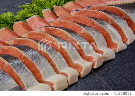 Delicious salmon fillets 41539031