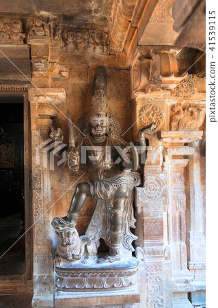 Dwarapala on the right, Subrahmanyam shrine, Brihadisvara Temple complex, Tanjore, Tamil Nadu Dwarapala on the right, Subrahmanyam shrine, Brihadisvara Temple complex, Tanjore, Tamil Nadu 41539115