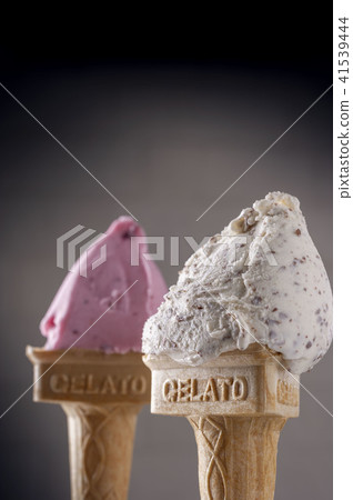 美味和冷牛奶奶油 美味和冷牛奶奶油 41539444