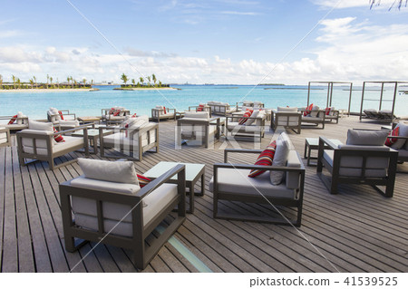 Maldives resort landscape 41539525