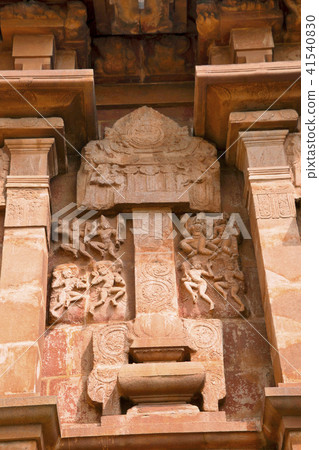 Kumbha-panjara, southern niche, Brihadisvara Temple, Tanjore, Tamil Nadu Kumbha-panjara, southern niche, Brihadisvara Temple, Tanjore, Tamil Nadu 41540830