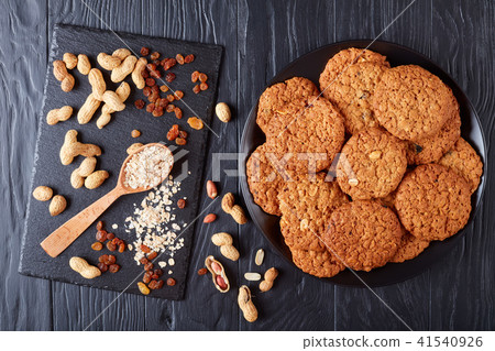 Oatmeal Cookies with raisins and peanuts Oatmeal Cookies with raisins and peanuts 41540926