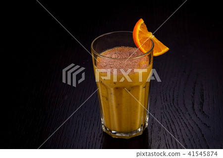 Sweet banana and kiwi mix Sweet banana and kiwi mix 41545874