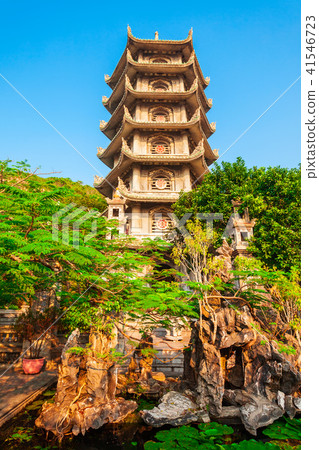 Pagoda at marble mountains, Danang 41546723