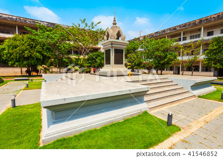 Tuol Sleng Genocide Museum, Phnom Penh Tuol Sleng Genocide Museum, Phnom Penh 41546852