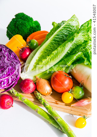 Fresh vegetables 41548007