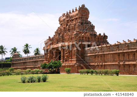 Rajarajan Tiruvasal, Brihadisvara Temple, Tanjore Rajarajan Tiruvasal, Brihadisvara Temple, Tanjore 41548840