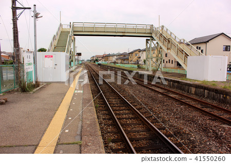 Overpass bridge blockade at Hachiako Line Tuso Station 41550260