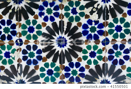 Old tiles of Portugal, detail of a classic ceramic tiles azulejo Old tiles of Portugal, detail of a classic ceramic tiles azulejo 41550501