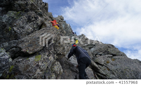 再往Yanshiga山頂頂一點 41557968