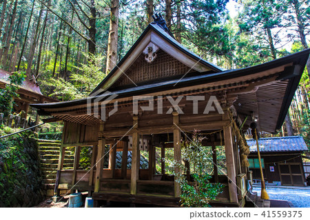 Kamiromami Kumanoza Shrine [Takamori Town, Aso County, Kumamoto Prefecture] 41559375